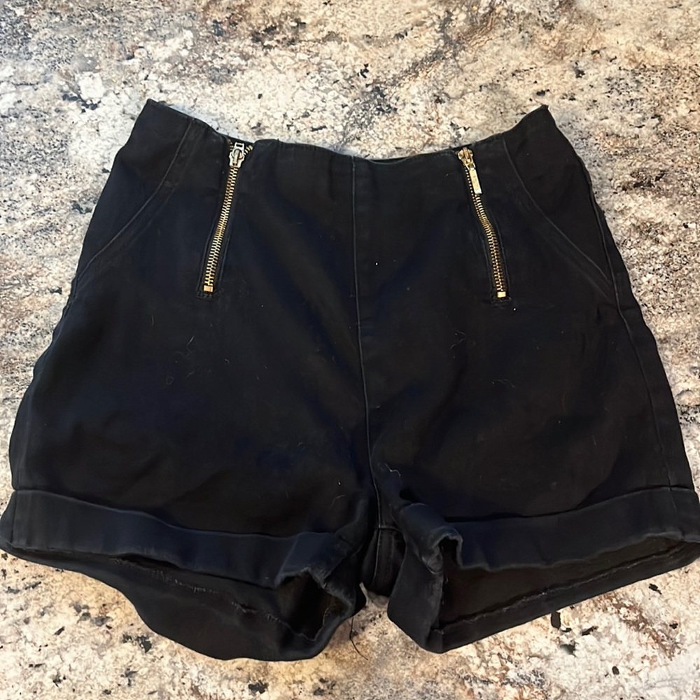 Chic Black Shorts with Zippers